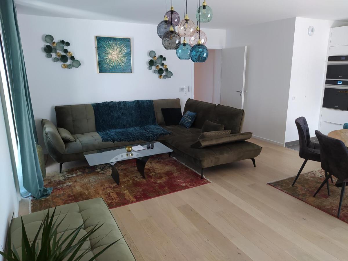 Apartamento Magnifique F3, 75m² avec Parking privé et Terrasse Estrasburgo Exterior foto